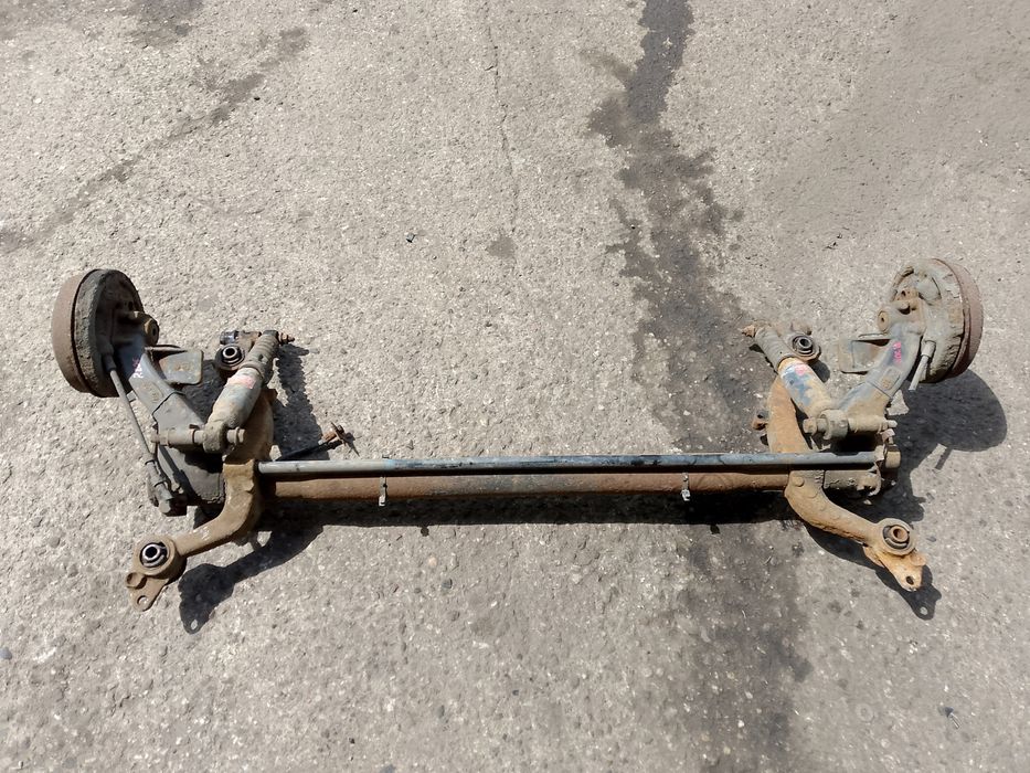 Belka Peugeot 206 Zawieszenie tył bębny Peugeot 206