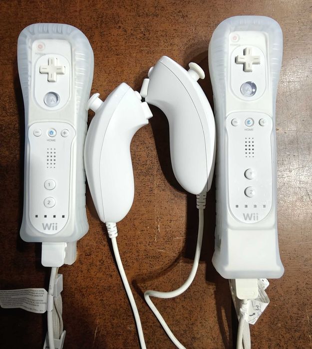 Konsola Wii RVL-001/Balance board/2xPilot/2xNunchuck/Sensor/zasilacz