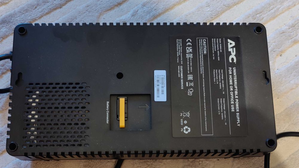 ДБЖ APC Easy UPS 800VA Schuko