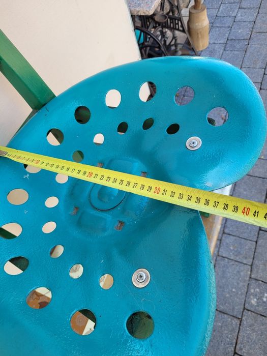 Stare krzesełko odnowione