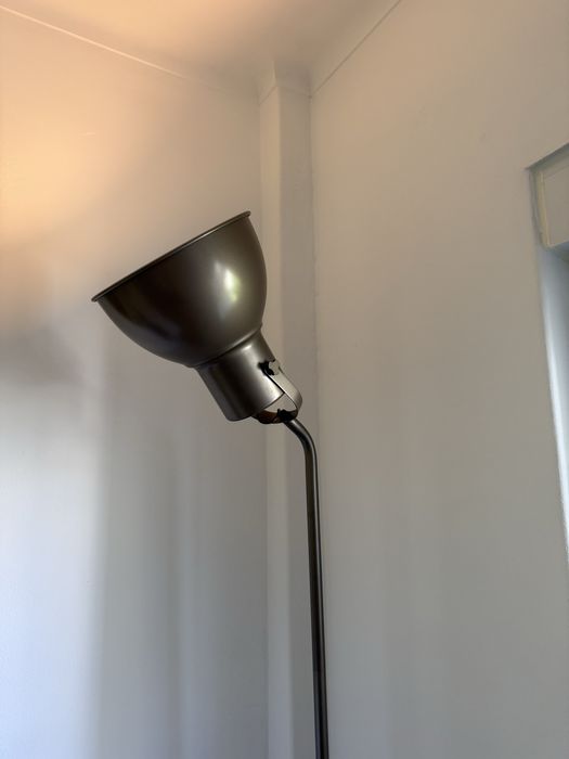 Candeeiro de chão IKEA