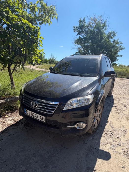 Toyota RAV4 2010 • 2.2 дизель ТЕРМІНОВО