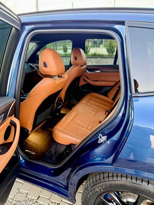 BMW X3 maximal (3.0 бензин, 2018 год)
