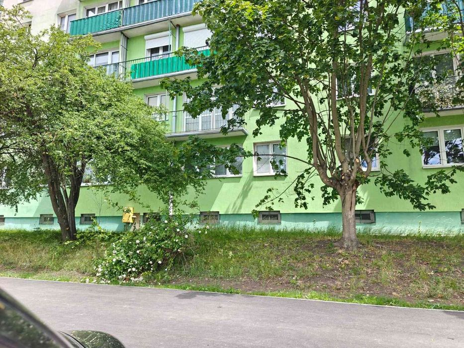 3-pokojowe mieszkanie 54 m² z komórką, parter, do remontu – Łódź, Górna