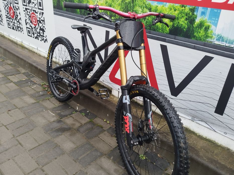 DH Canyon Sender CF 8.0 carbon