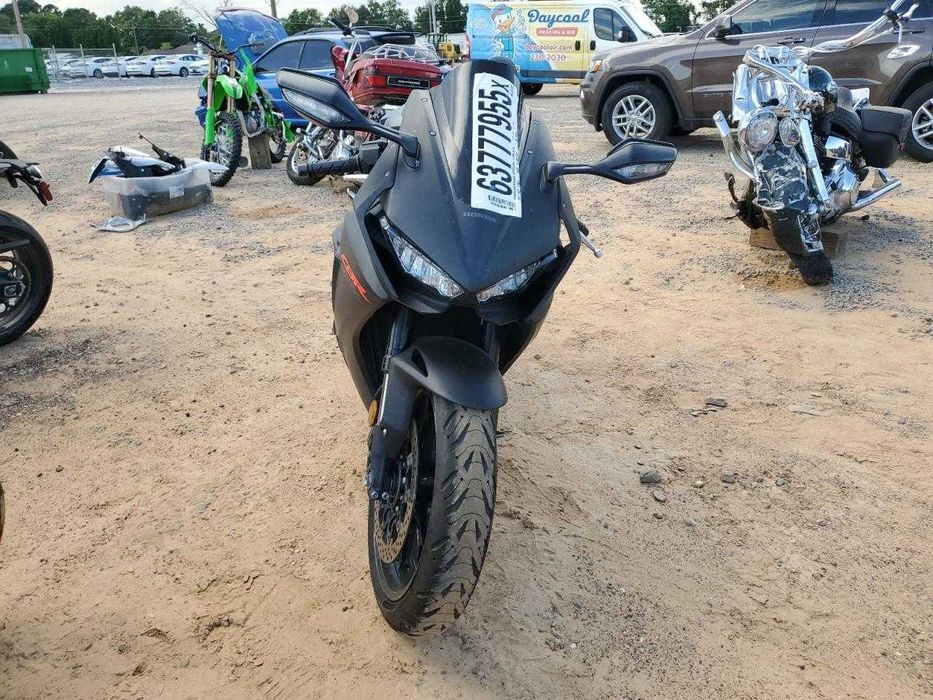 Honda CBR 1000 RA 2021
