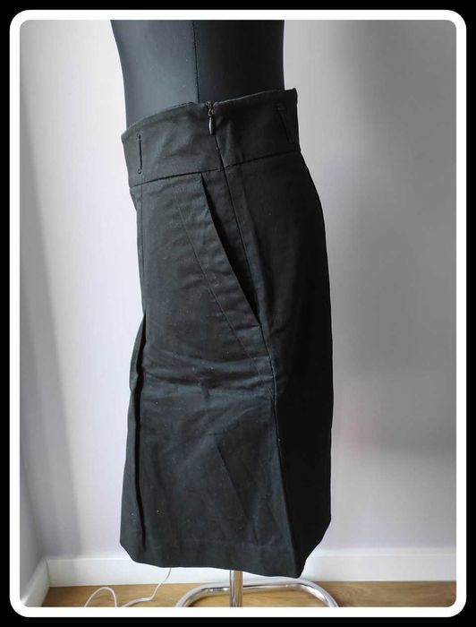 Czarna spódnica ZARA BASIC 40 L z kieszeniami