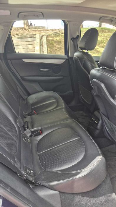 BMW 225xe - Pack M