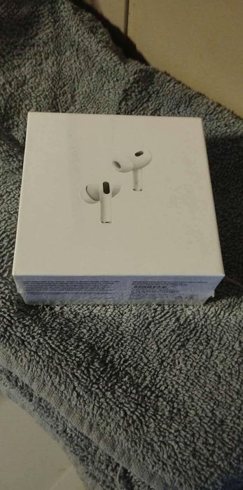 Airpods pro słuchawki aplle