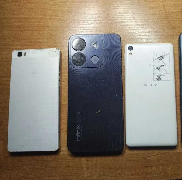 Zestaw 3 telefonów na części lub do naprawy