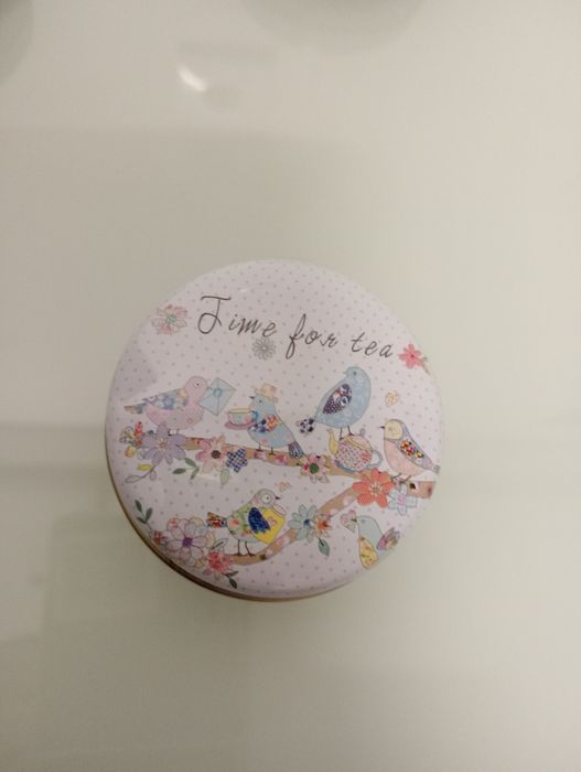 Colecção de latinhas de metal