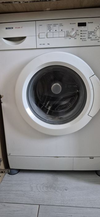 пральна машинка Bosch в робочому стані