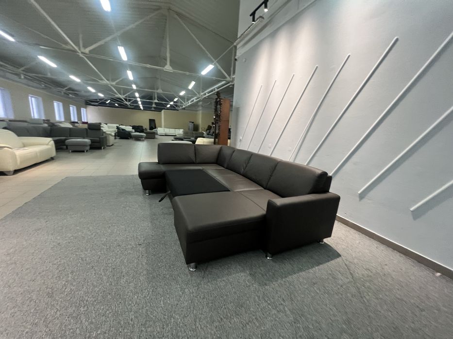 Диван шкіряний коричневий розкладний