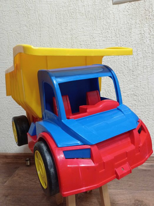 Машинка, грузовик Wader Gigant