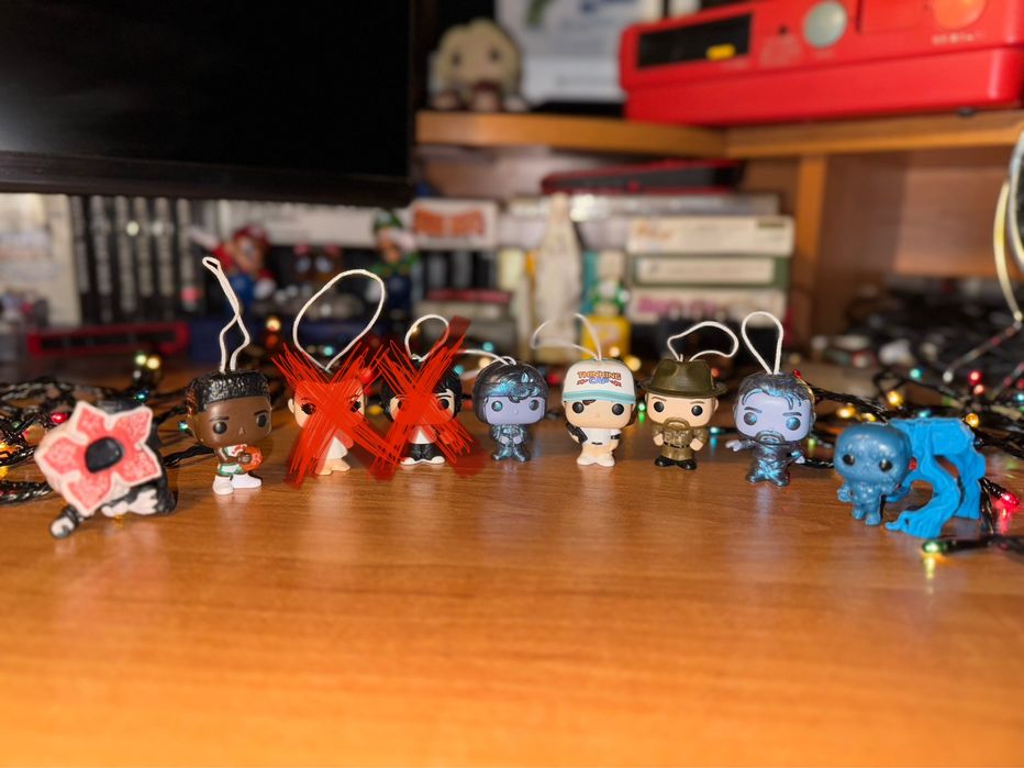 Фігурки stranger things дивні дива kinder joy