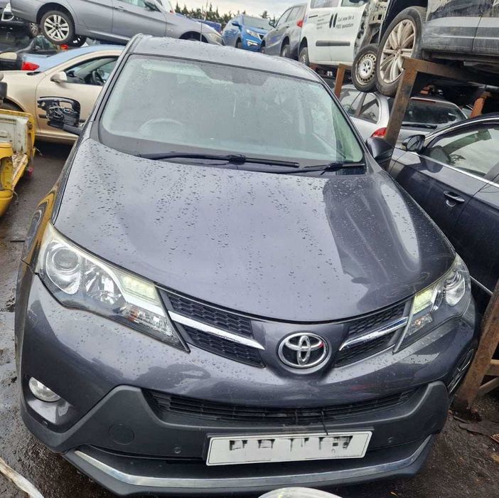 Розбірка Toyota RAV4 XA40 Шрот Тойота РАВ 4 IV gen ШРОТ