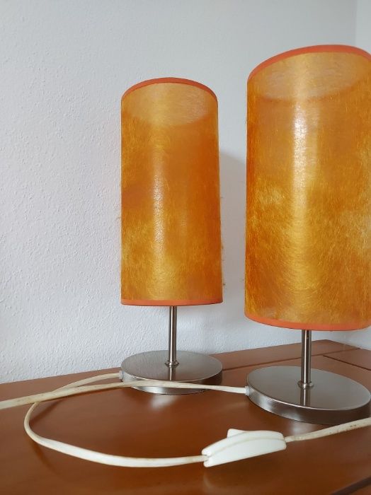 2 Candeeiros de mesinha de cabeceira