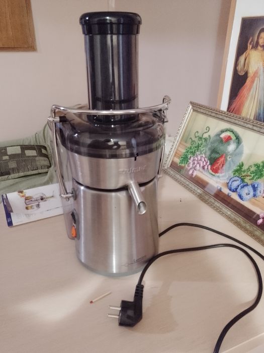 Соковижималка центробіжна ZELMER ZJE1900XUA (476)