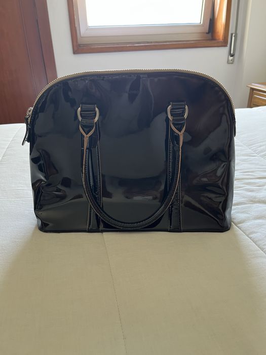 Bolsa preta da Mango