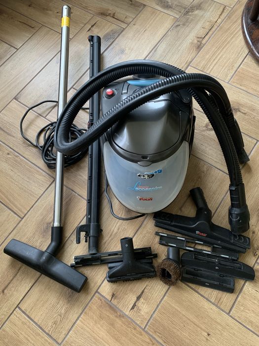 Пилосос з парогенератором Polti