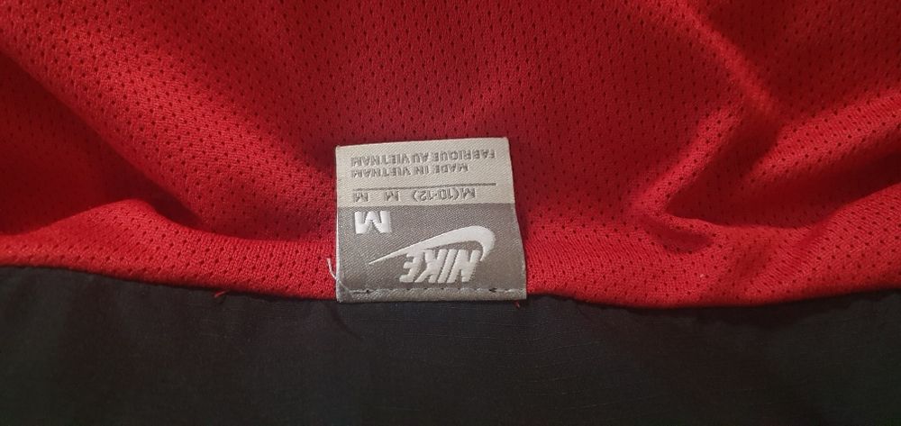 Nike kurtka wiatrówka rower chłopięca 146-158