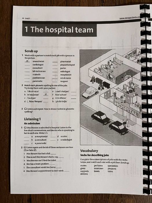 Nursing 1 Student's Book Oxford English for careers