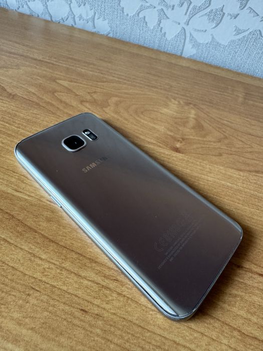 Smartfon SAMSUNG Galaxy S7