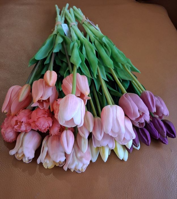 Тюльпани Білі,Рожеві,Бордові,Квіти.Латексні .Штучні