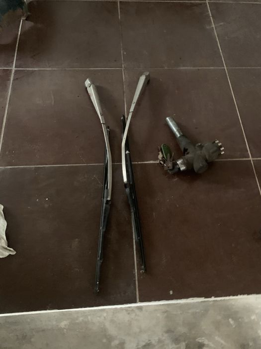 Vendo diversas peças Mercedes w115