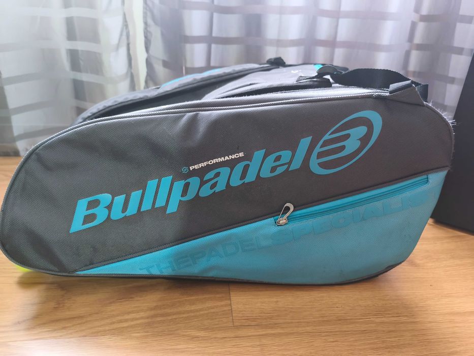 Saco Bullpadel + raquete Volt 1000