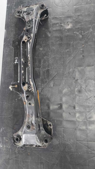 Charriot/Eixo Frontal BMW Serie 3 (E46)