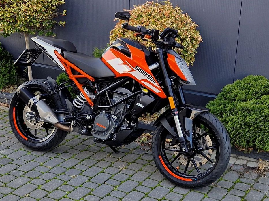 KTM Duke 125 kat. B A1 Transport Gwarancja z125 mt125 r125 rc125 cb125 gsx