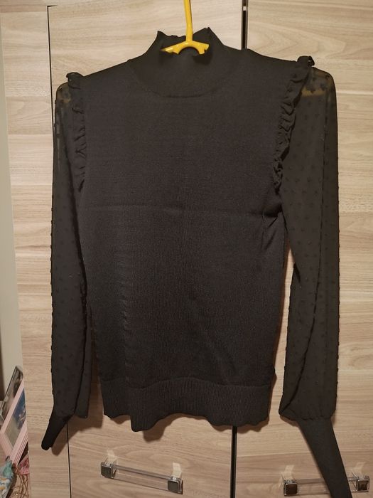 Bluzka polgolf z rękawami koronkowymi