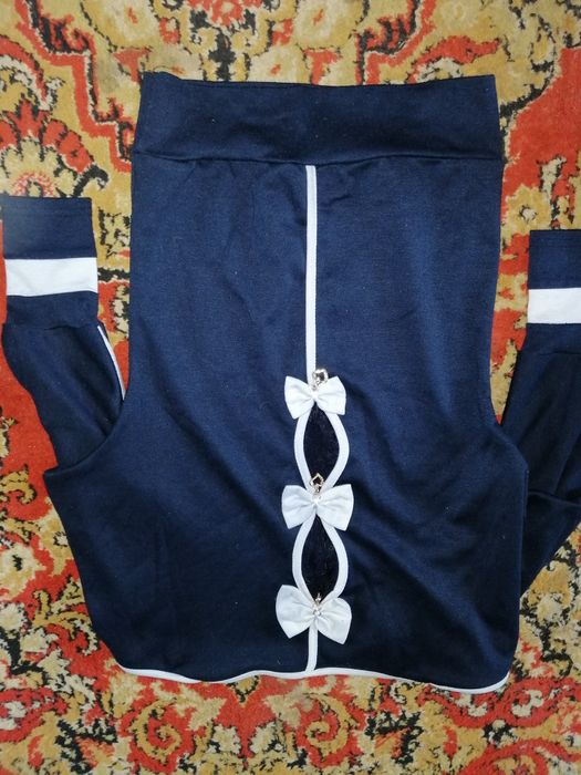 Продам жіночий світер