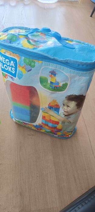 Klocki i zestaw ze śmieciarka MEGA blocks