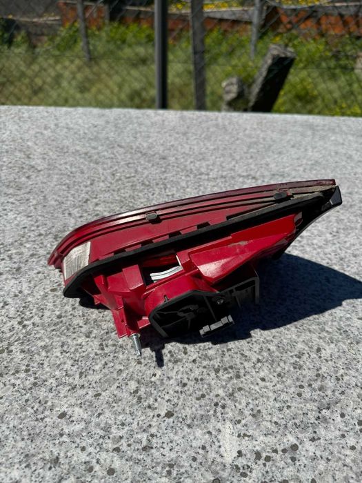 Farolim Esquerdo da Mala - AUDI A4 - 8K.594509.3K