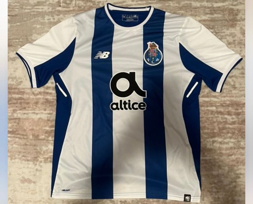 Camisola de jogo Alex Telles