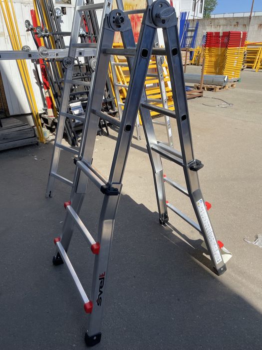 Драбина-стремянка  SVELT SCALISSIMA універсальна телескопічна