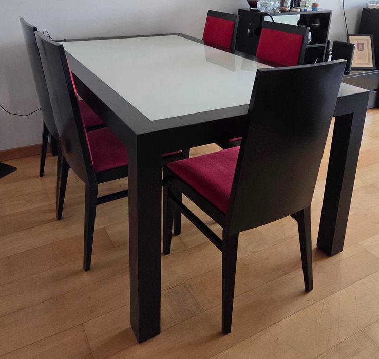 Mobiliário de Sala, Mesa de Jantar c/6 cadeiras