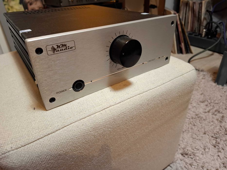 Wzmacniacz zintegrowanyKM audio