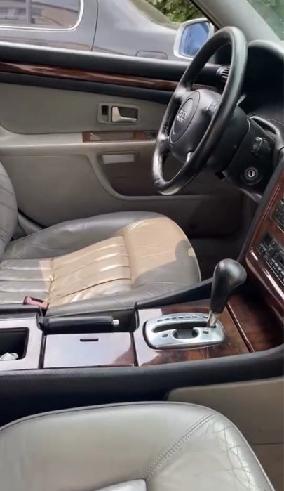 Ауді а8 д2 1998