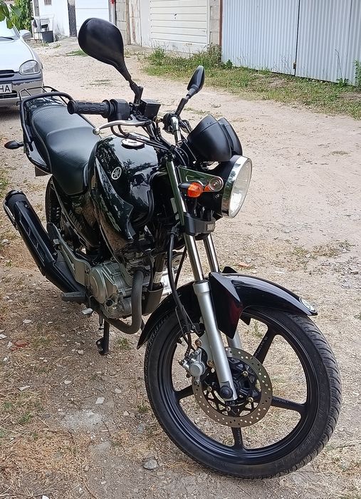 Mota 125 Yamaha ybr 125  com 15 mil kilometros em escelente estado