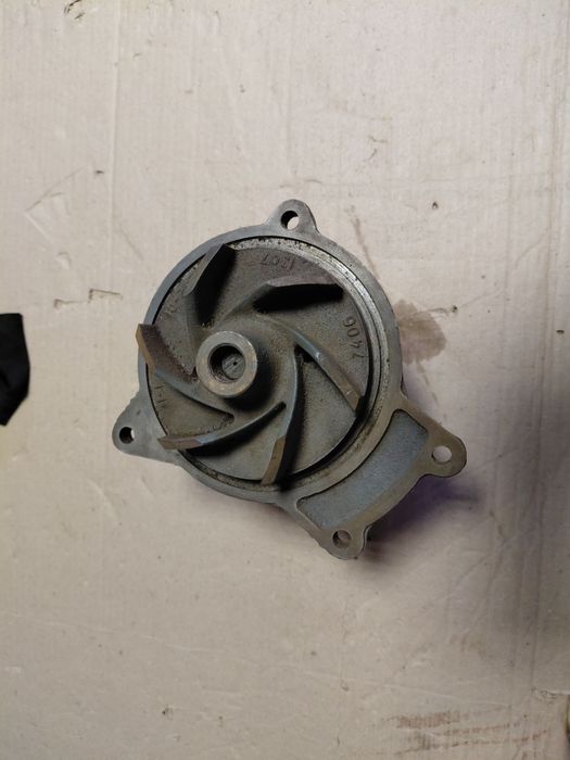 Помпа камаз 740.11-1307 010