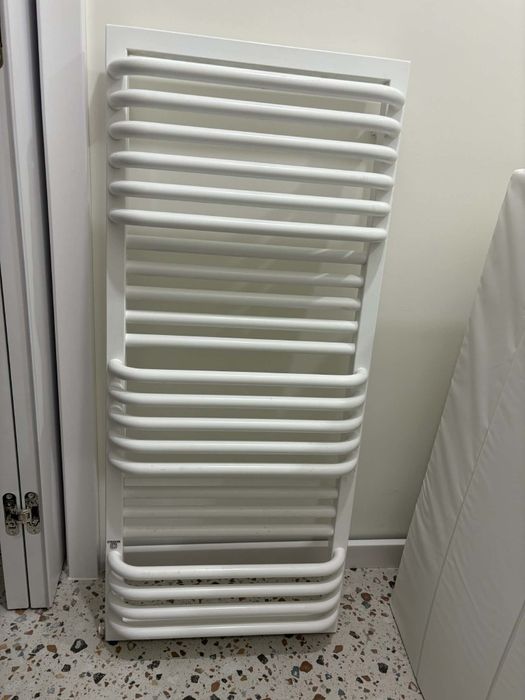 Grzejnik łazienkowy Terma POC 2 1040x450 SX
