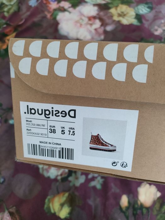 Nowe buty oryginalne Desigual 38