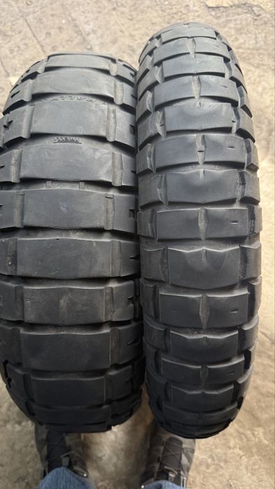 Продаю резину на мотоцикл тур-ендуро