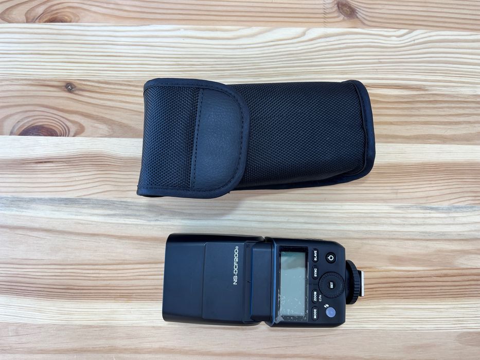 Flash Insignia NS-DCF200
