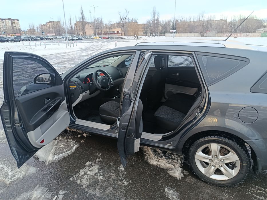 Продам KIA CEED от владельца.