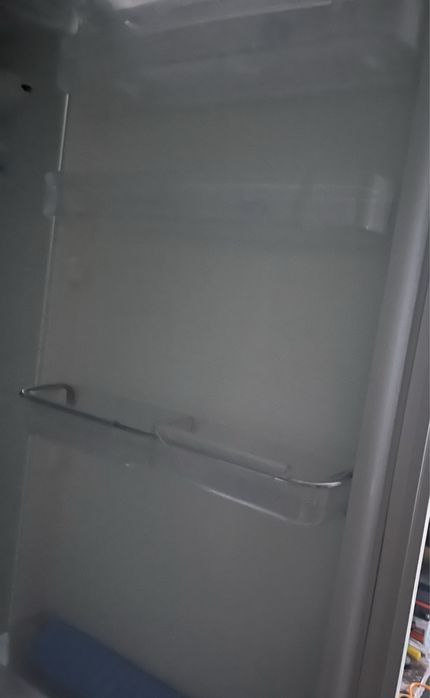 Холодильник  Indesit