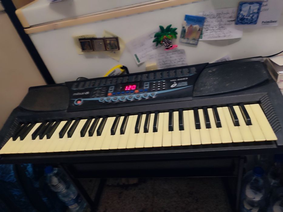 Piano de 54 teclas Mitsai